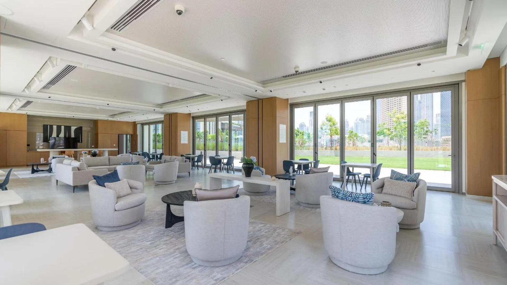 Burj Khalifa View - 2Br - Access To Dubai Mall - Cityapartmentstay