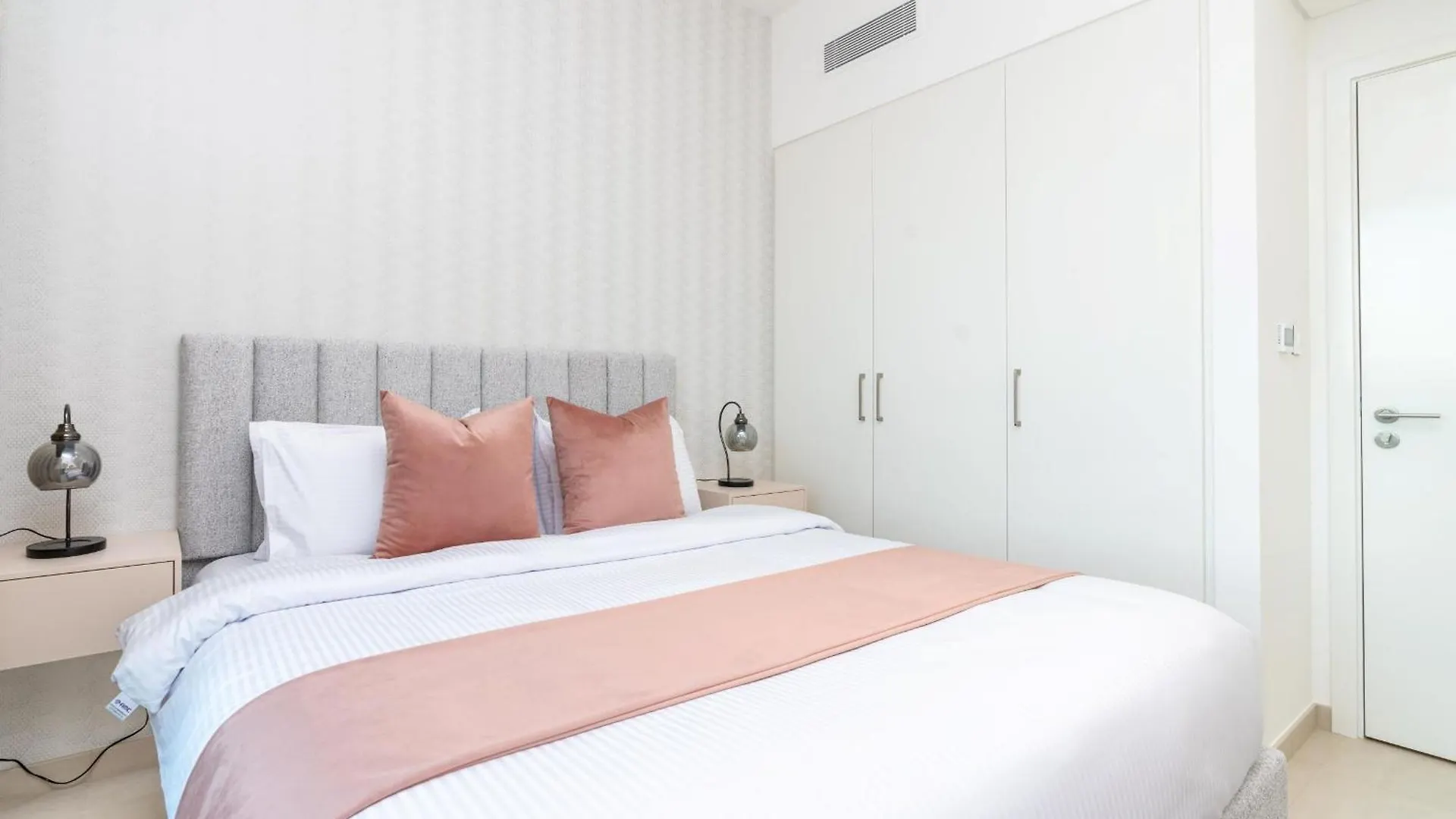 Lejlighed Burj Khalifa View - 2Br - Access To Dubai Mall - Cityapartmentstay
