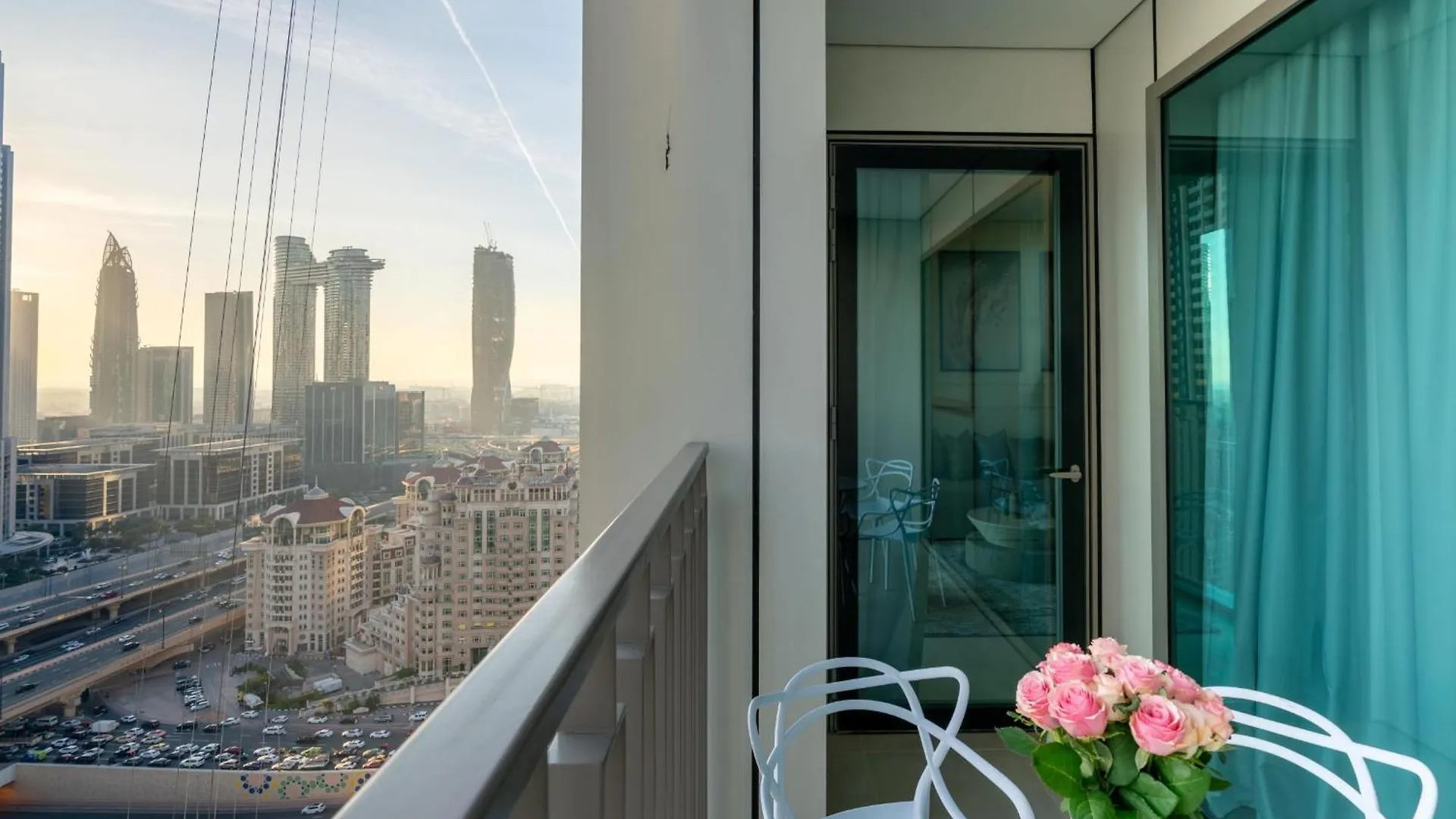 Burj Khalifa View - 2Br - Access To Dubai Mall - Cityapartmentstay